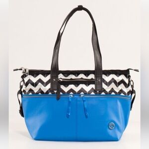 Lululemon Take Me With You Tote bag duffle